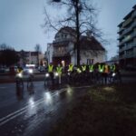 akcja bądź widoczny na drodze