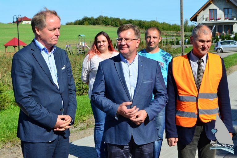 Oficjalne otwarcie drogi powiatowej w Sulimach