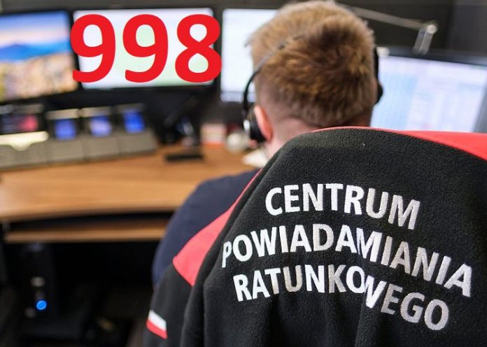 zdjęcie dyspozytor centrum powiadamiania ratunkowego