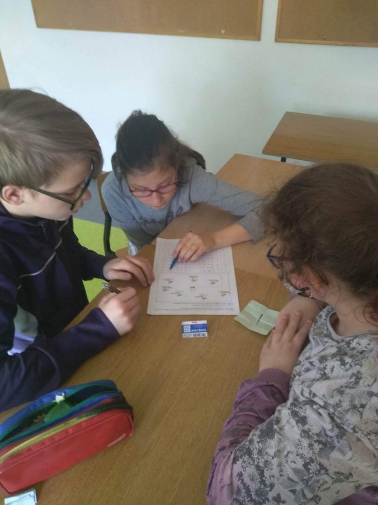 zdjęcia zajęcia matematyczne w specjalnym ośrodku szkolno-wychowawczym