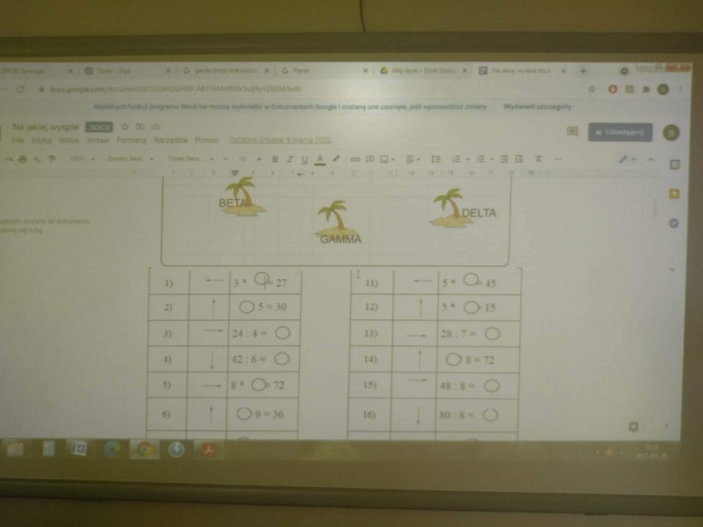 zdjęcia zajęcia matematyczne w specjalnym ośrodku szkolno-wychowawczym