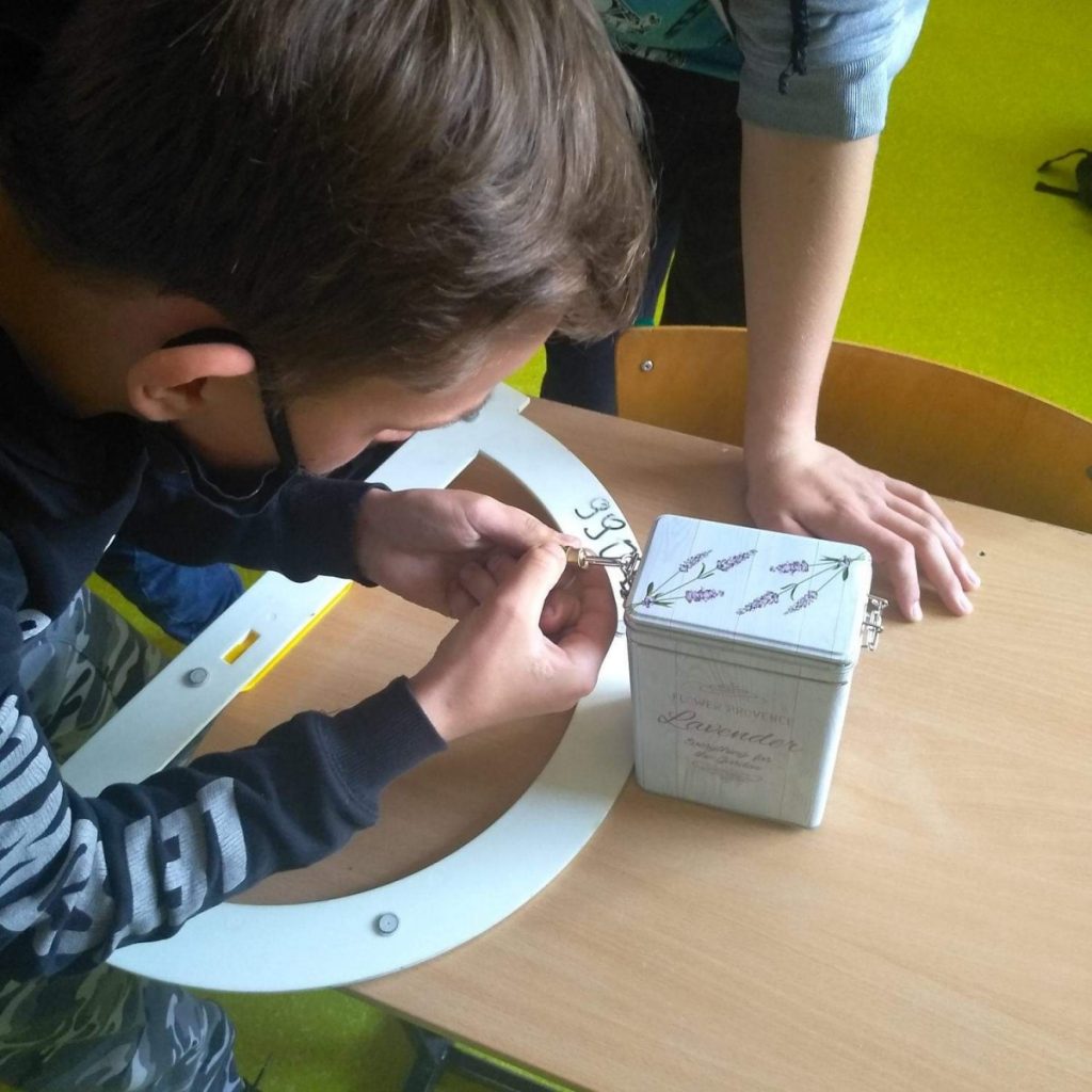 zdjęcia zajęcia matematyczne w specjalnym ośrodku szkolno-wychowawczym
