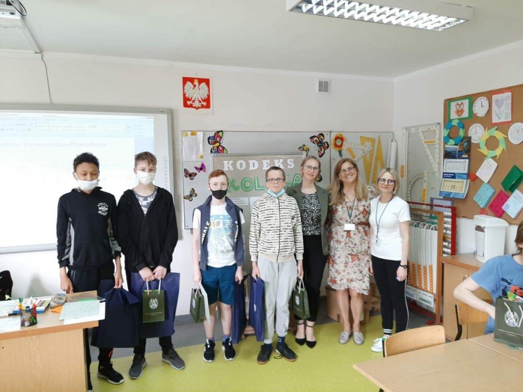 zdjęcie z konkursu matematyczno przyrodnieczego w specjalnym ośrodku szkolno wychowawczym