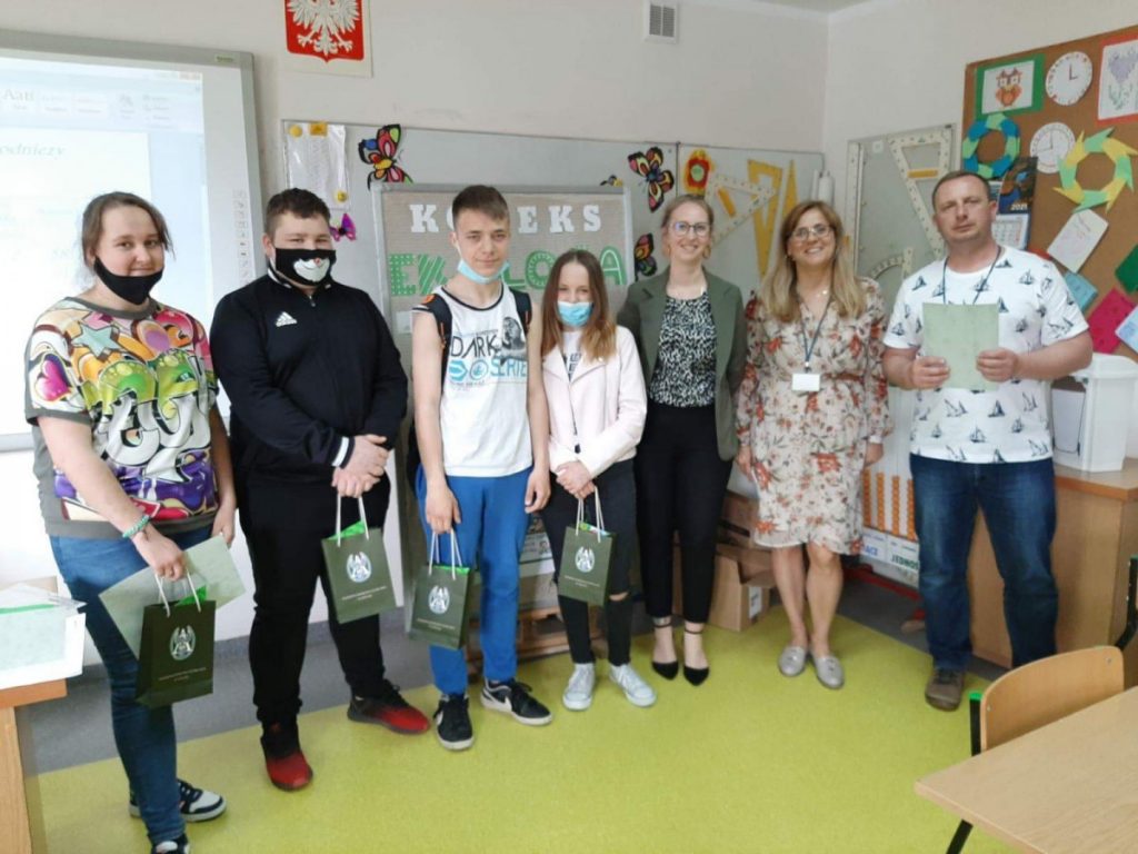 zdjęcie z konkursu matematyczno przyrodnieczego w specjalnym ośrodku szkolno wychowawczym
