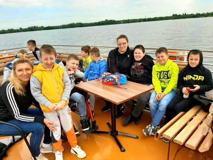 zdjecie dzień dziecka w Specjalnym Ośrodku Szkolno Wychowawczym w Giżycku