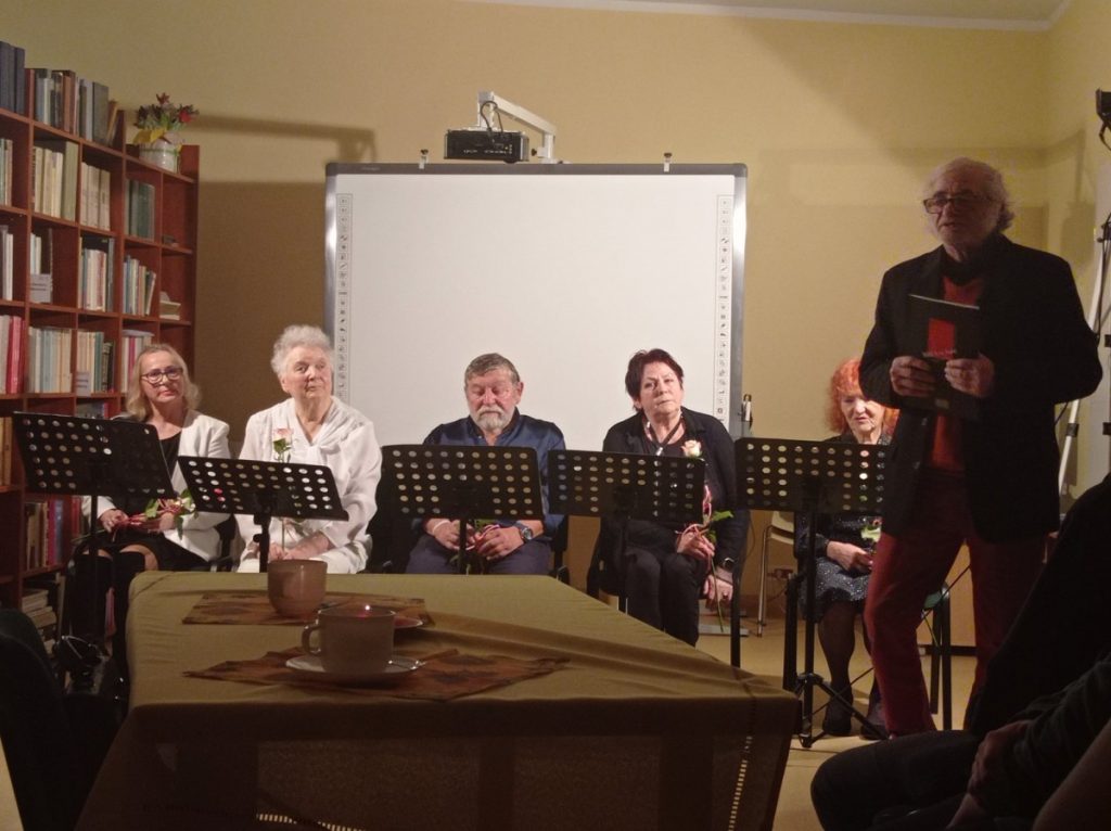 scena słowa - czytanie poezji