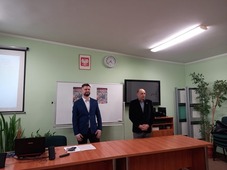 Wystawa IPN w Zespole Szkół Kształtowania Środowiska i Agrobiznesu
