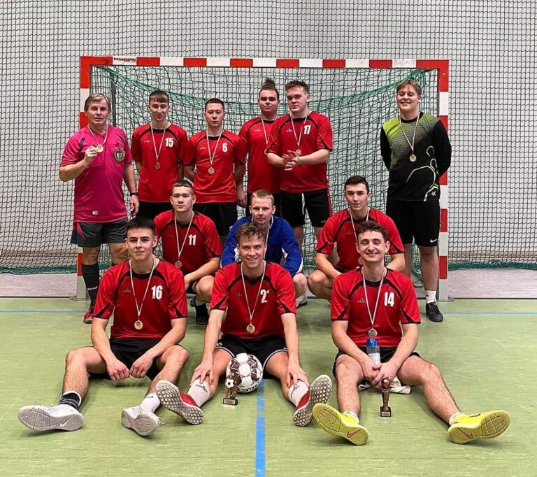 Powiatowy Turniej w Piłce Halowej Chłopców Szkół Ponadpodstawowych