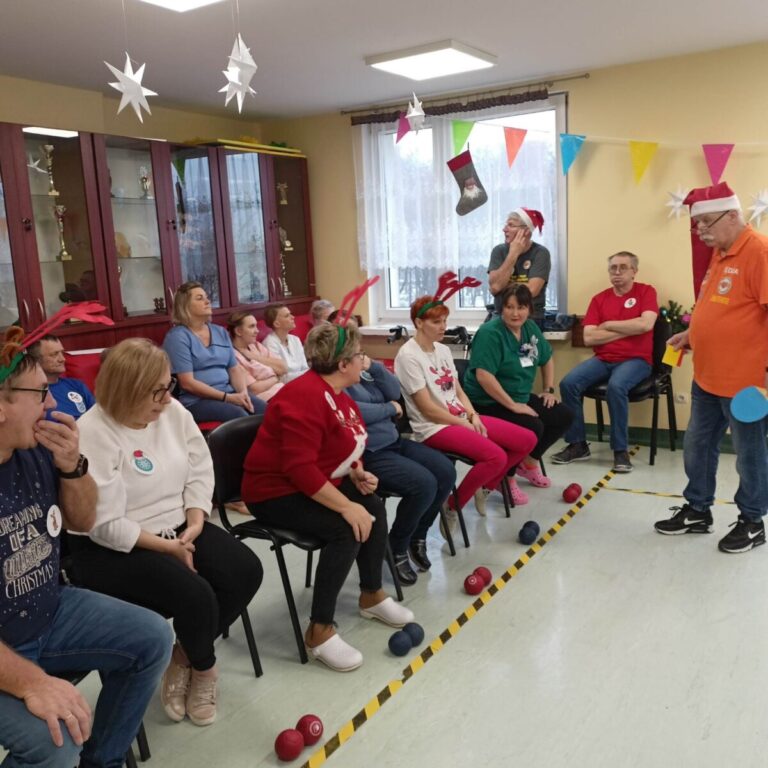 Mikołajkowy Turniej Bocci w Domu Pomocy Społecznej