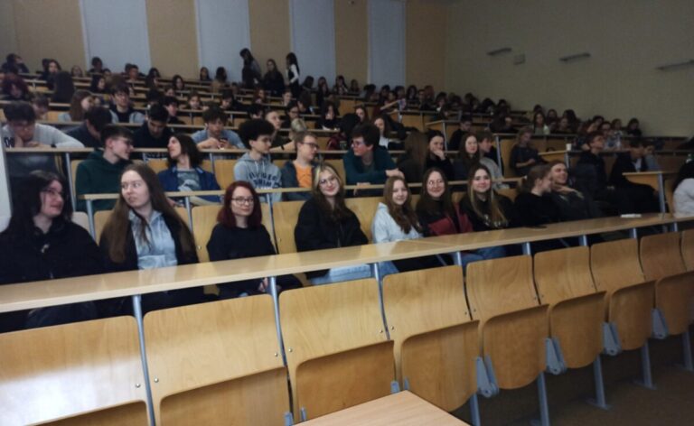 Wizyta uczniów II LO na Filologii Angielskiej UWM