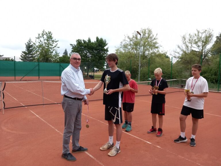 Powiatowy Turniej Tenisa Ziemnego o Puchar Starosty Giżyckiego