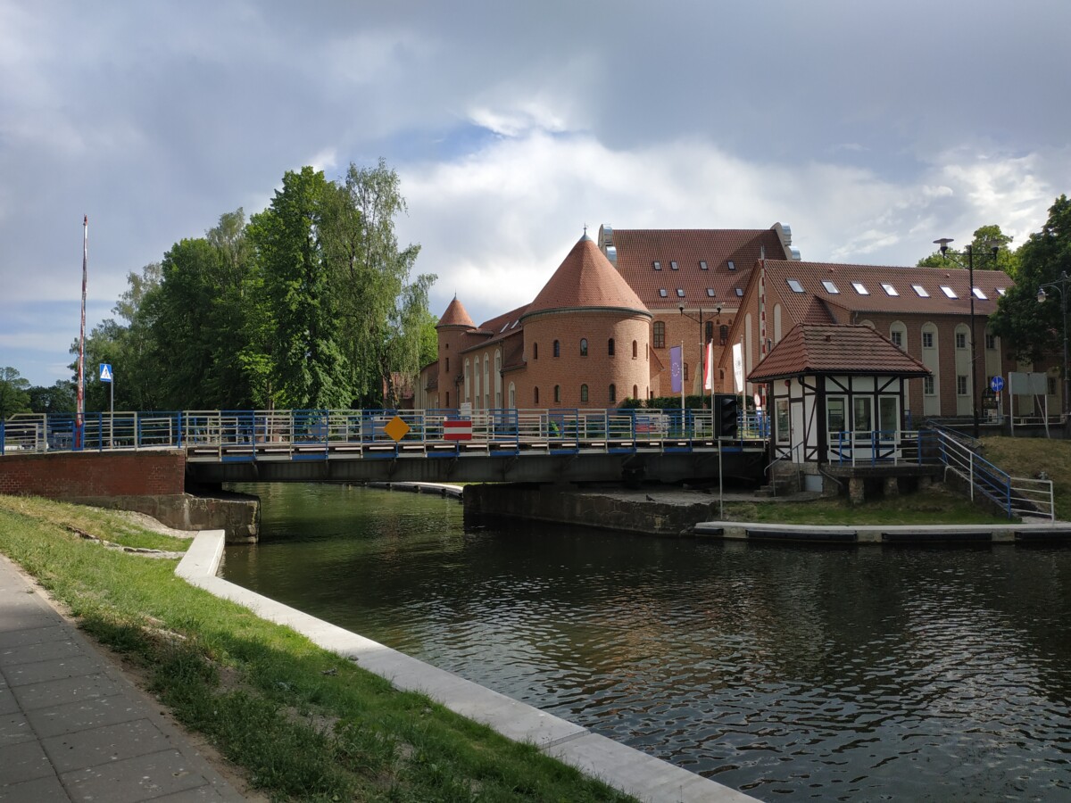 most obrotowy