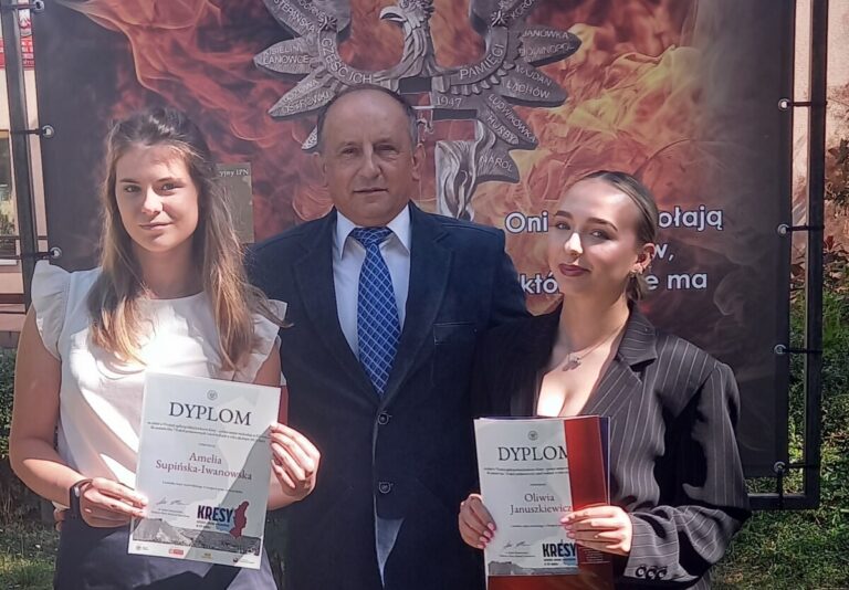 Laureatki projektu edukacyjnego IPN z Agrobiznesu