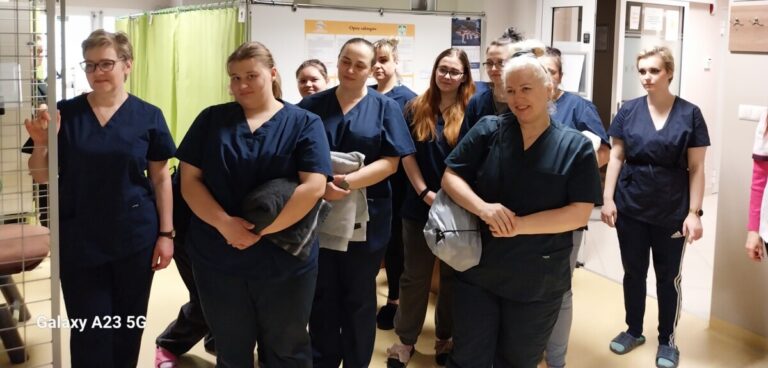 Wizyta słuchaczy Szkoły Policealnej w AZS w Wilkasach
