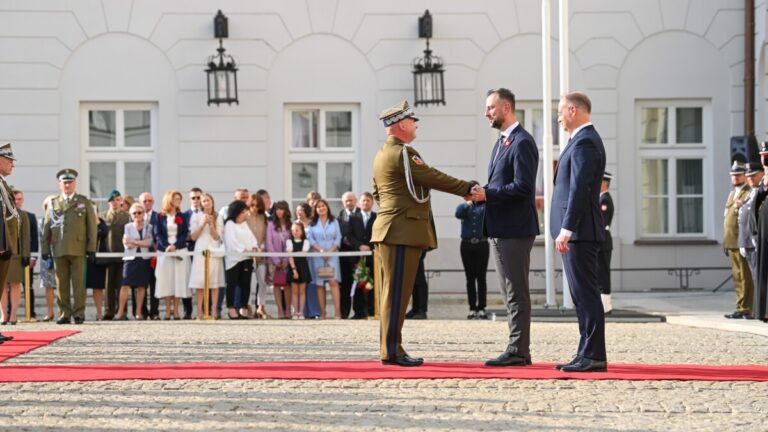 Awans generalski dowódcy 15. GBZ
