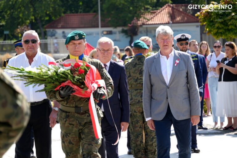 Obchody Święta Wojska Polskiego w Giżycku