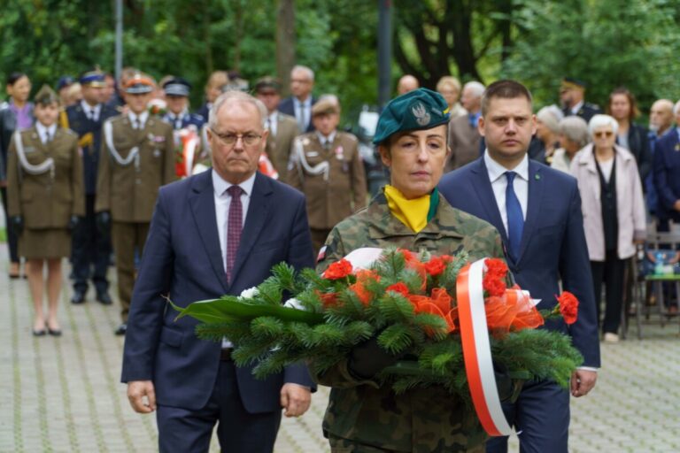 86. rocznica napaści Rosji sowieckiej na Polskę i Dzień Sybiraka
